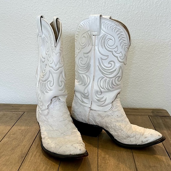 Olathe Vintage Cowgirl Boots! - Picture 3 of 16